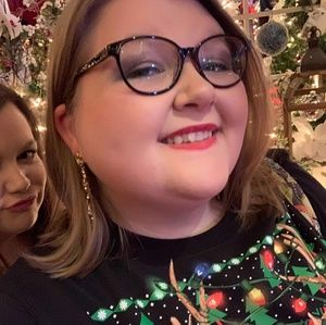 Meet your Posher, Carly